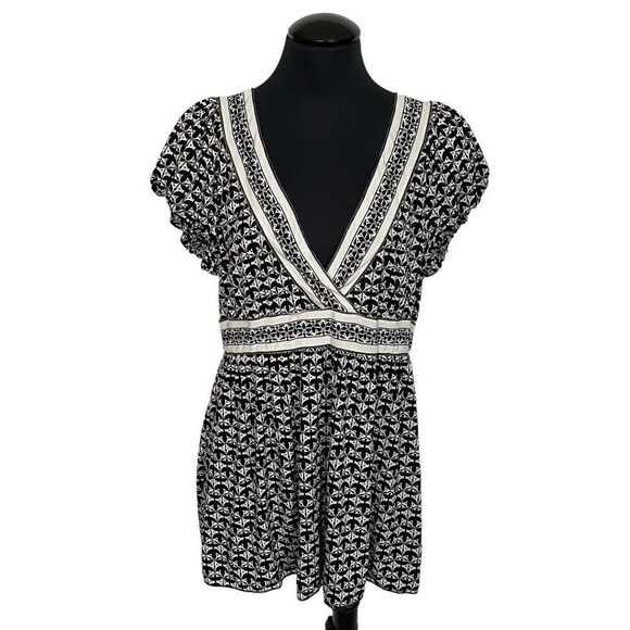 Max Studio V-Neck Blouse - Women’s L - Picture 1 of 6